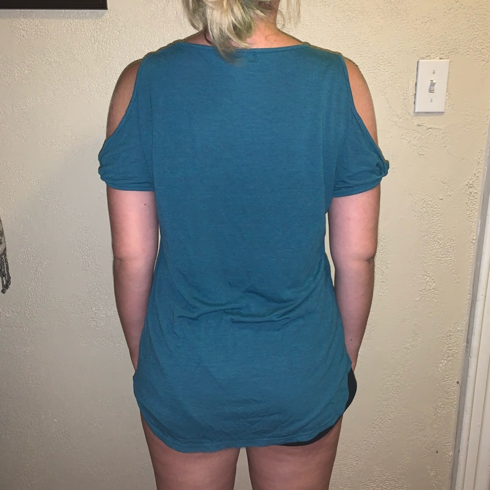 Cold Shoulder Top - Picture 2 of 3